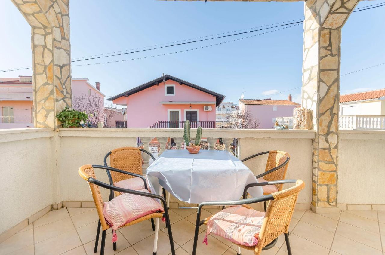 סרימה Apartments Villa Estella מראה חיצוני תמונה