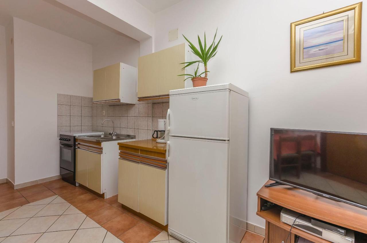 סרימה Apartments Villa Estella מראה חיצוני תמונה