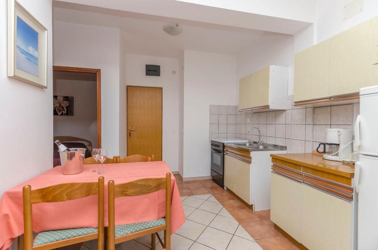 סרימה Apartments Villa Estella מראה חיצוני תמונה
