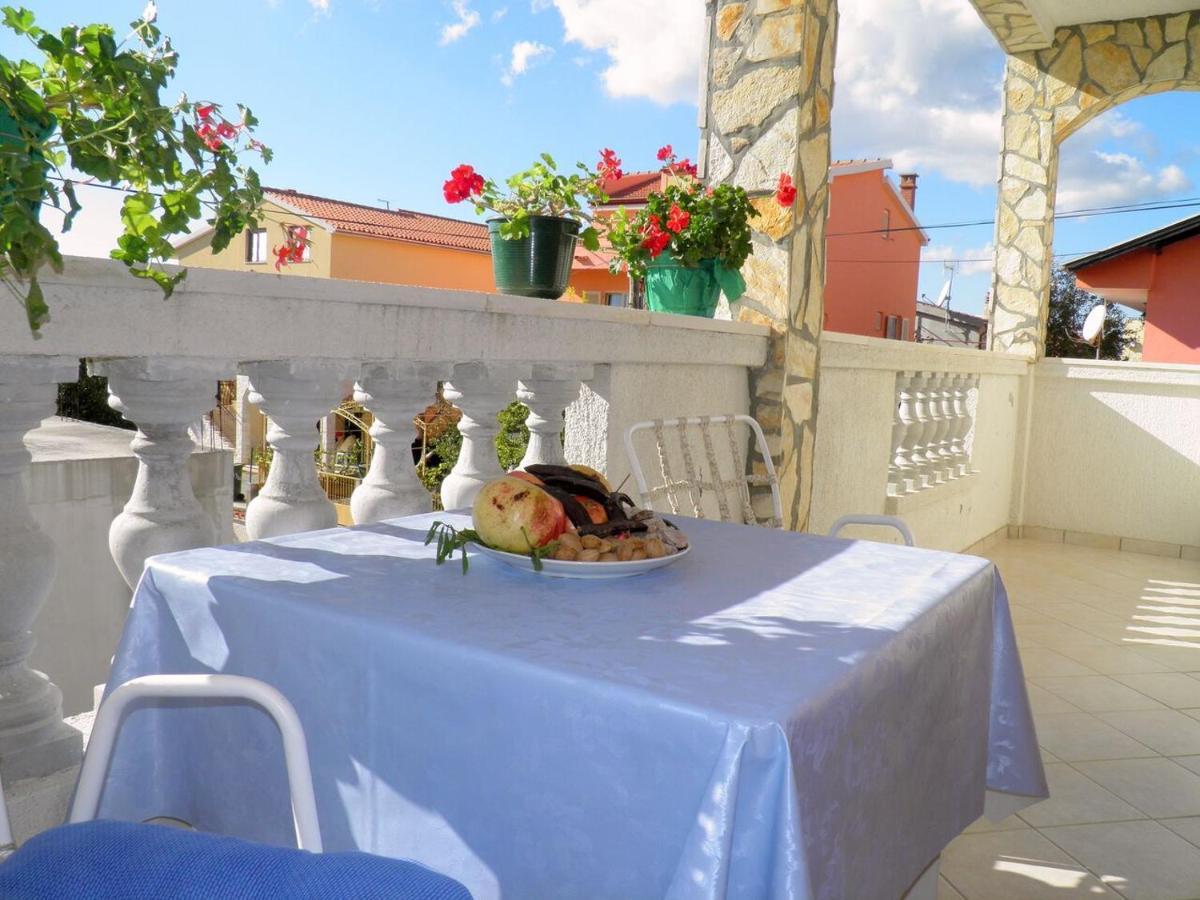 סרימה Apartments Villa Estella מראה חיצוני תמונה